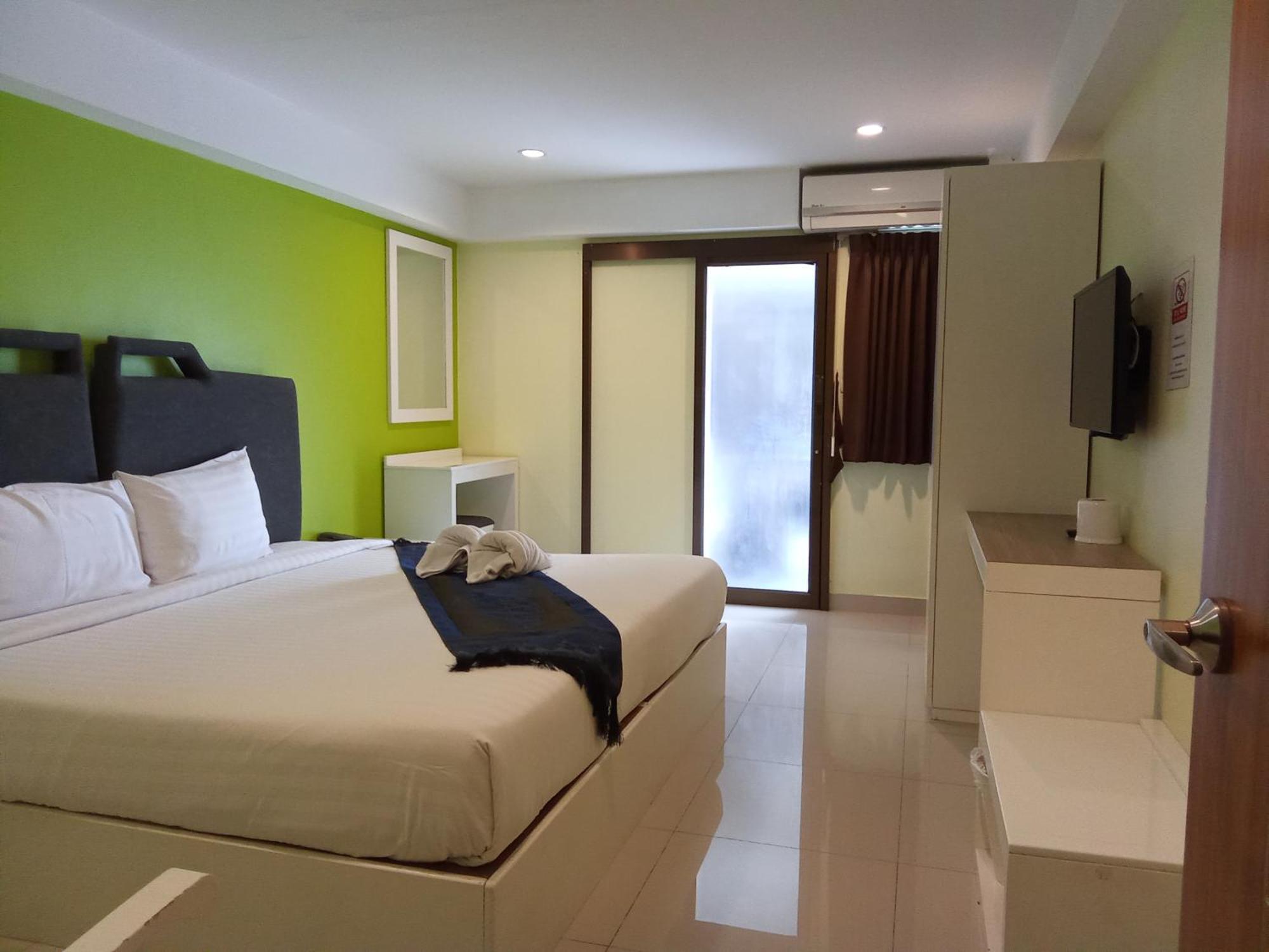 Sunny Residence Bangkok Exterior photo