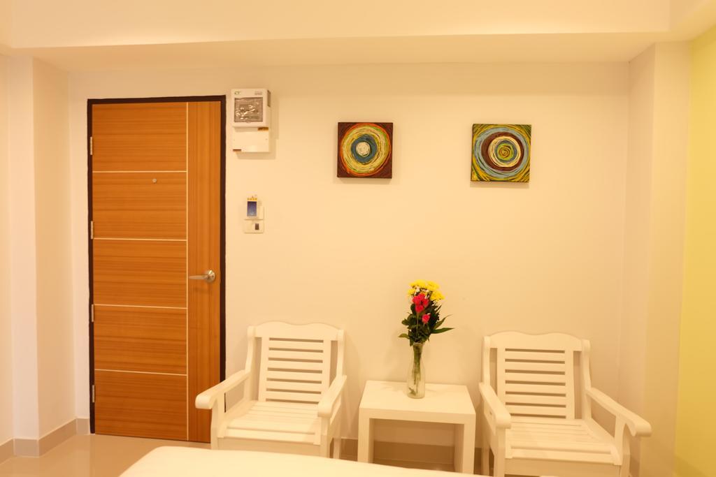 Sunny Residence Bangkok Exterior photo